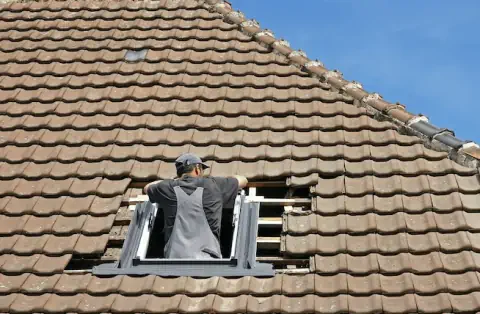 Pose de velux - Saint-Martin-la-Pallu 